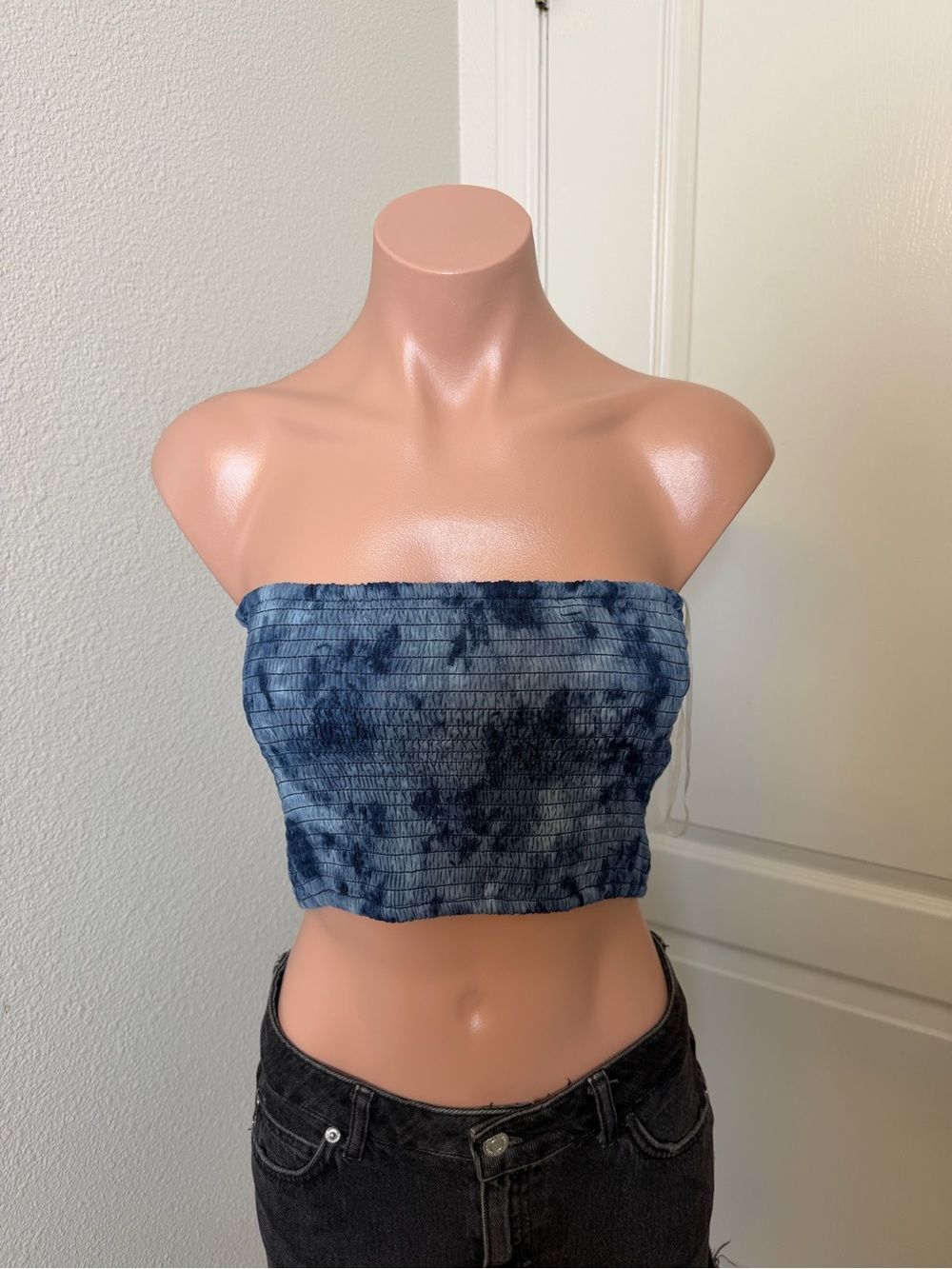 NWT American Eagle Outfitters Blue Tie-Dye Smocked Tube Top Sz S